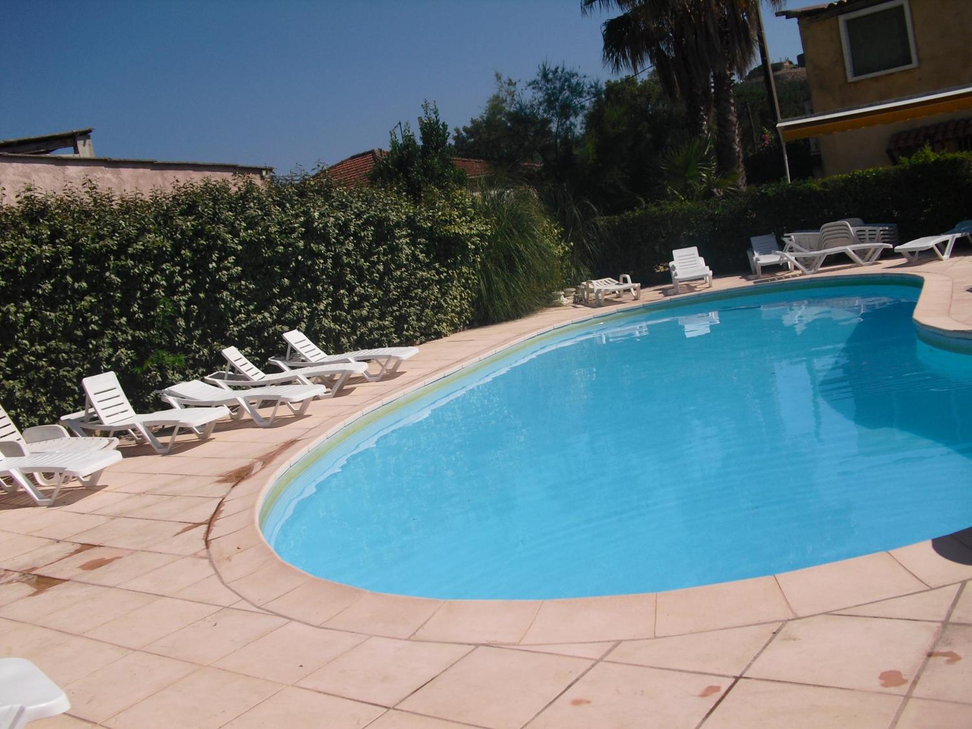 Hotel Les Mimosas Bormes-les-Mimosas Exterior foto